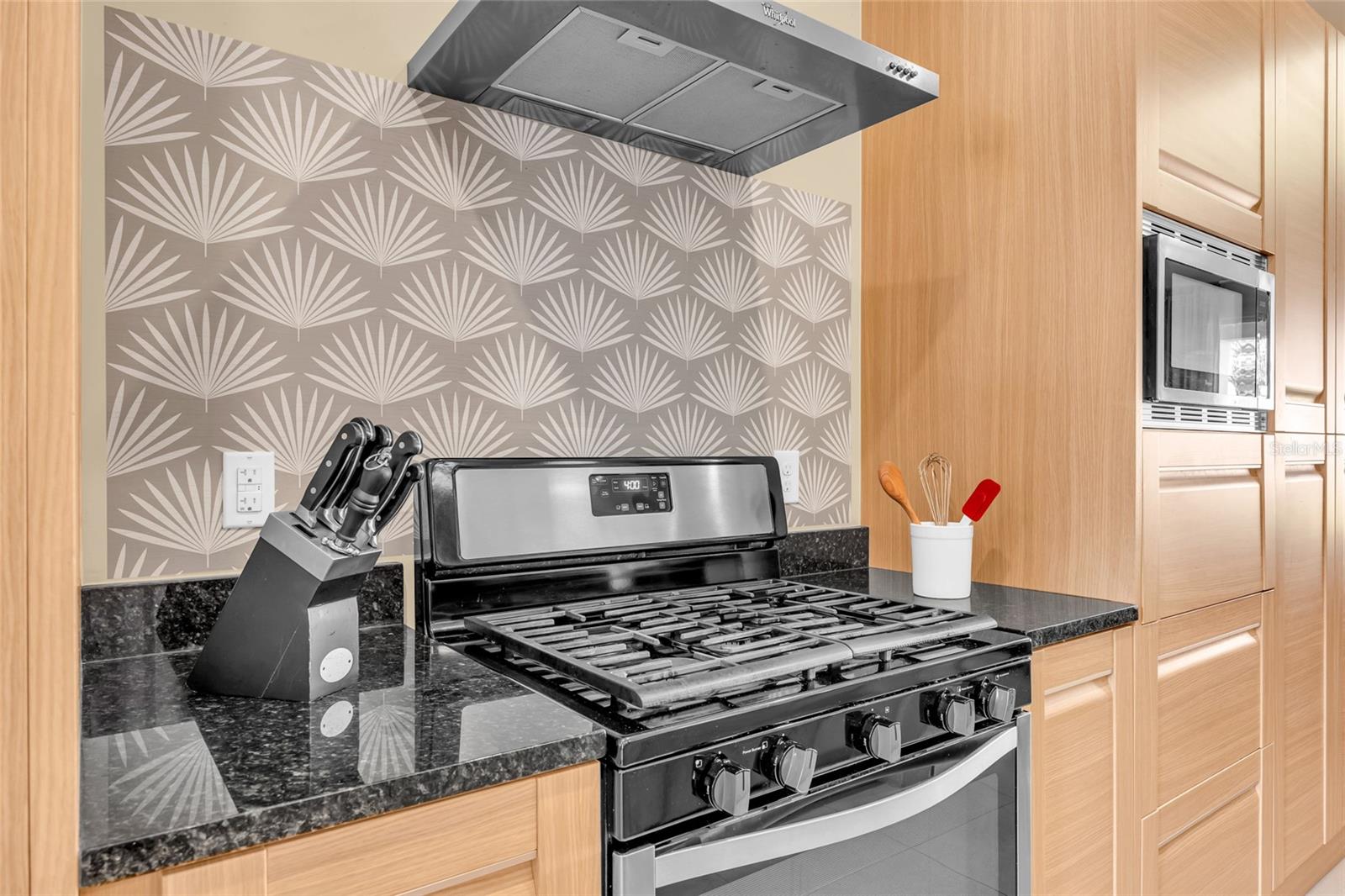 MAGIC VILLAGE - Residential