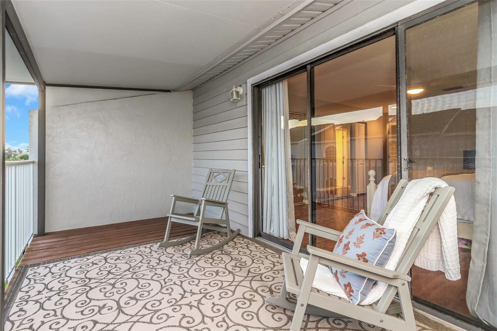 BAYWAY CONDO PH ONE - Residential