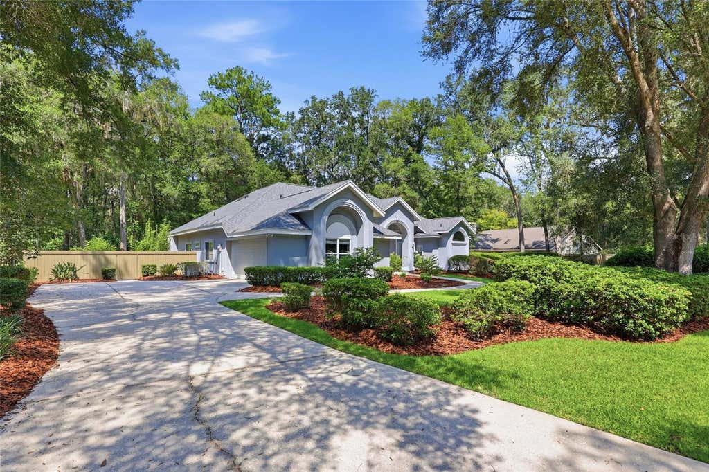 Photo of 4236 SW 91st Drive, Gainesville, FL 32608 (MLS # GC543028)