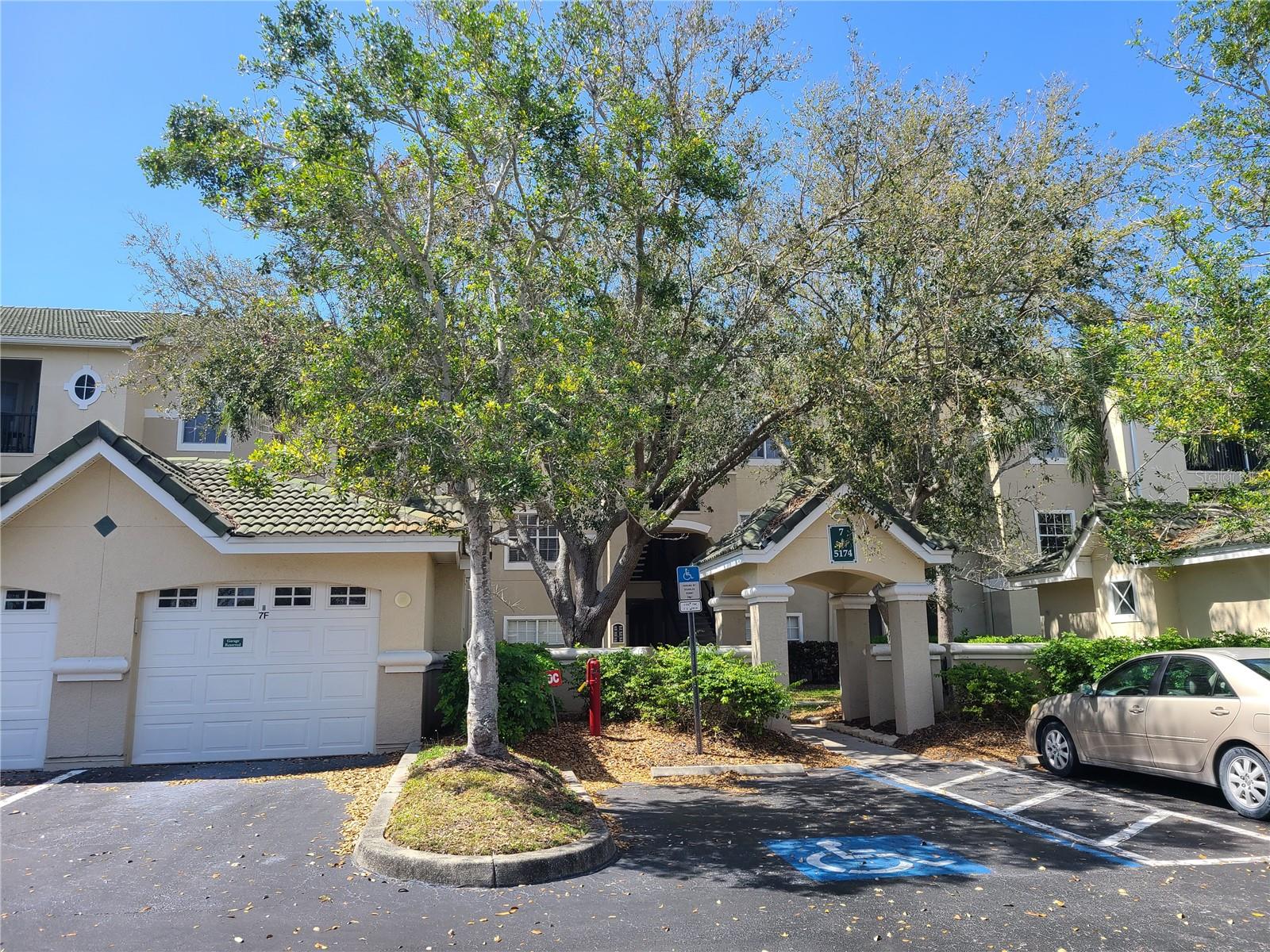 SERENADE ON PALMER RANCH - Residential Lease