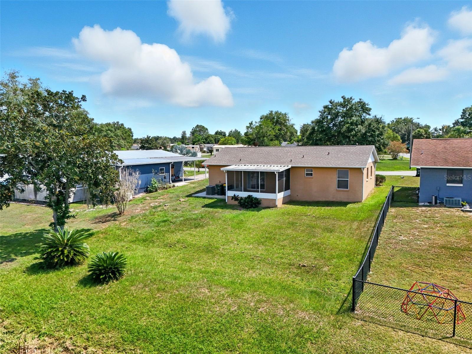 UMATILLA LAKE MARY ESTATES SUB - Residential