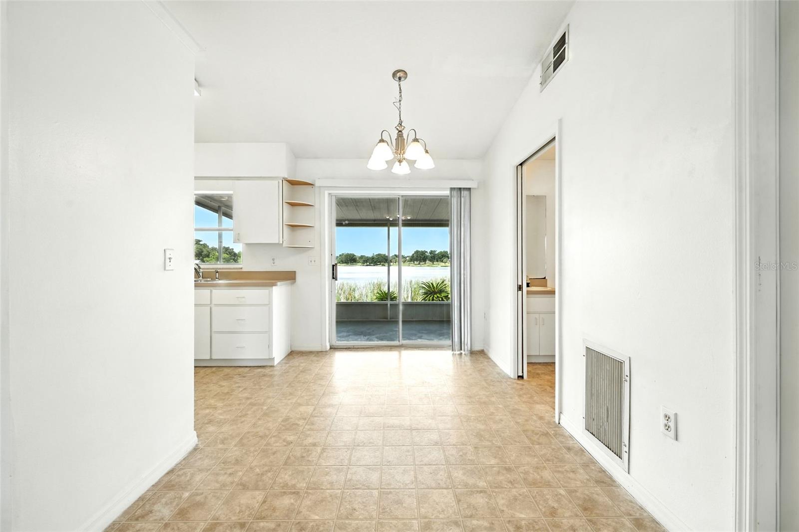 UMATILLA LAKE MARY ESTATES SUB - Residential
