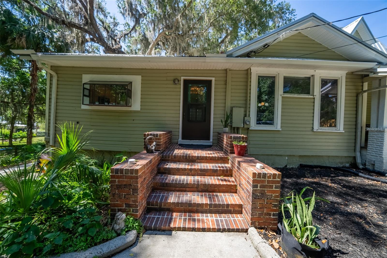 20549 9TH STREET