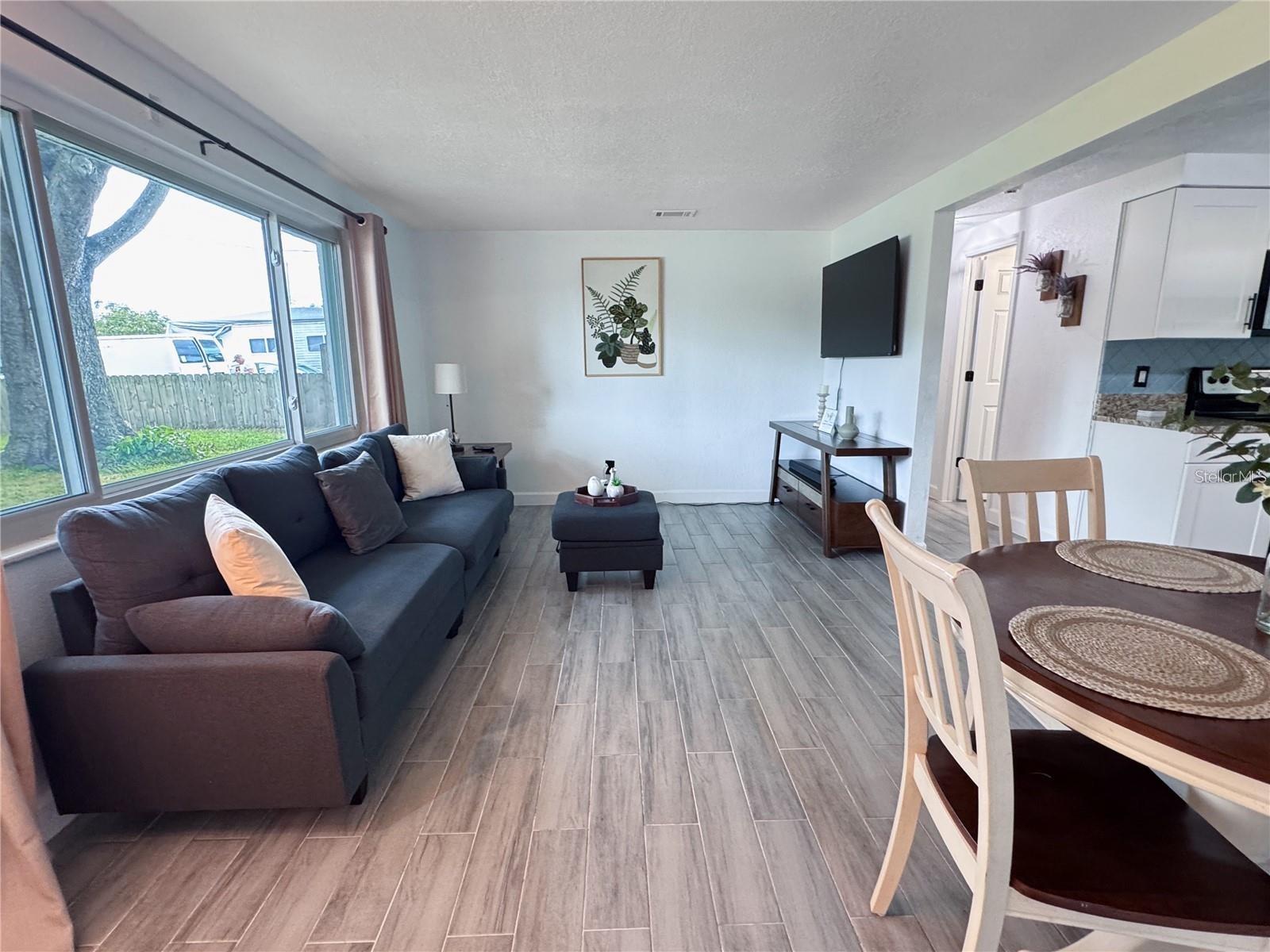 RIVERVIEW CREST UNIT 1 - Residential