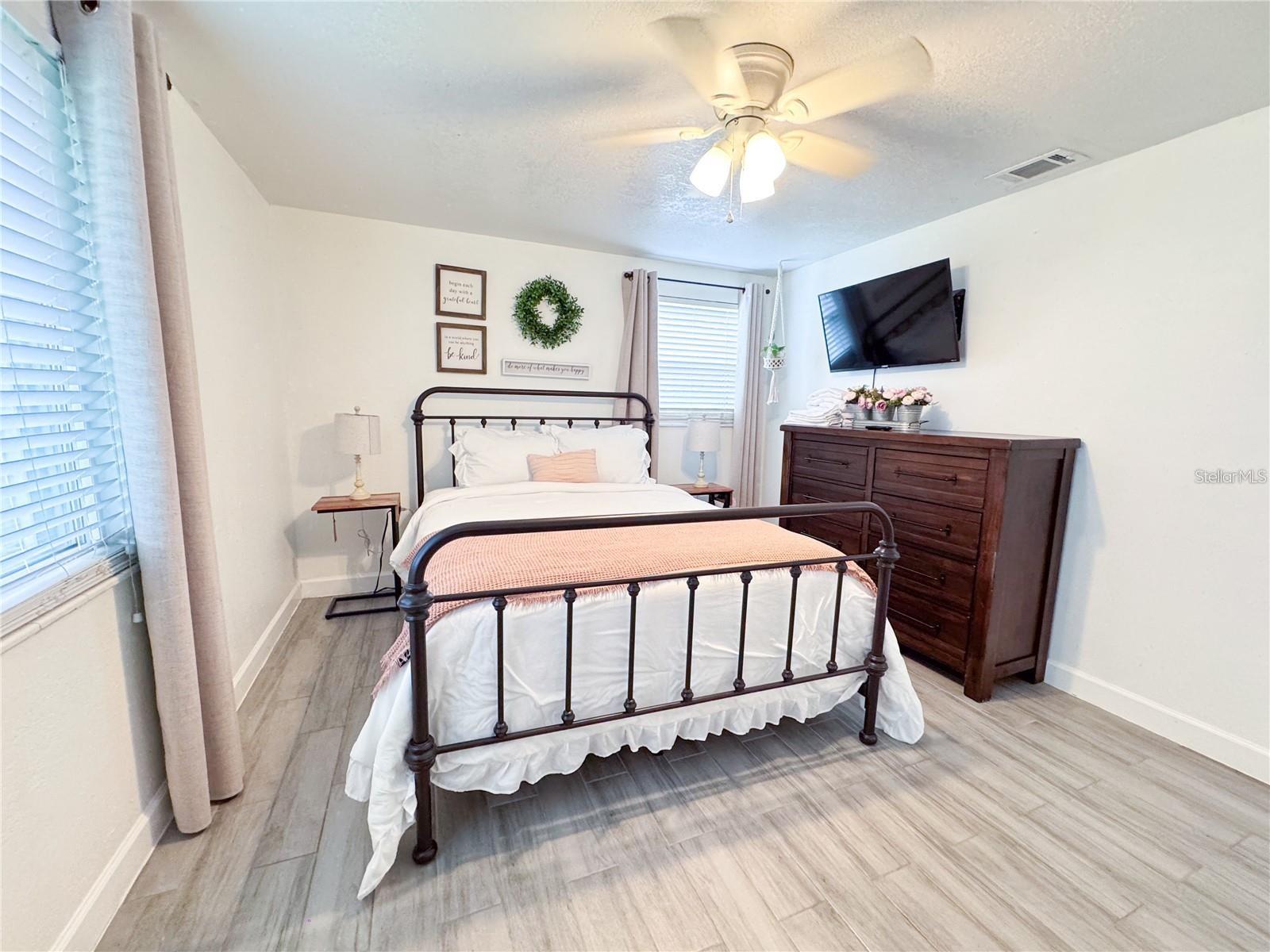 RIVERVIEW CREST UNIT 1 - Residential