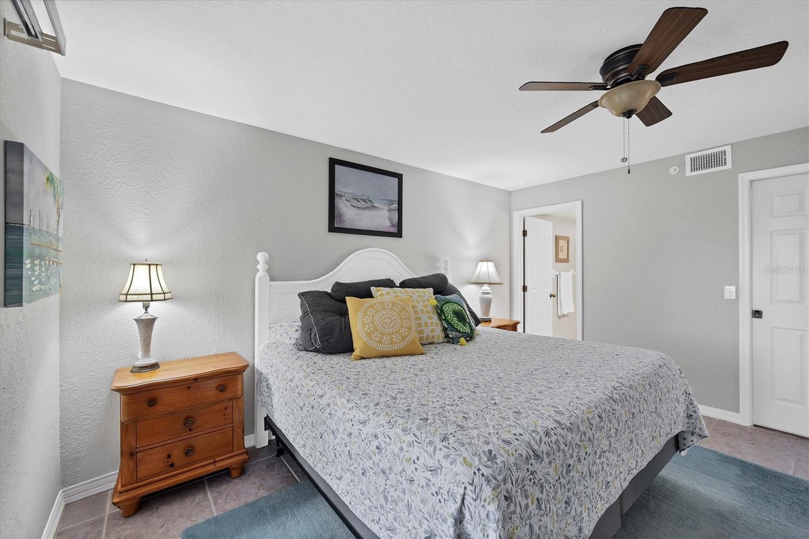 SANCTUARY AT GOLDEN TEE PH 04 BLDG 07 - Residential