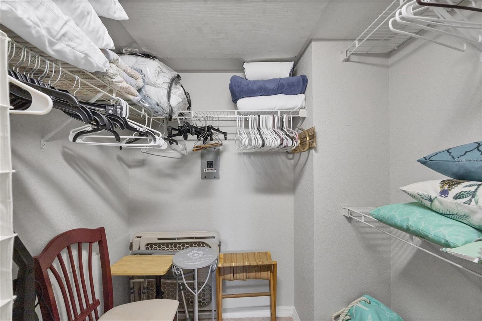 SANCTUARY AT GOLDEN TEE PH 04 BLDG 07 - Residential