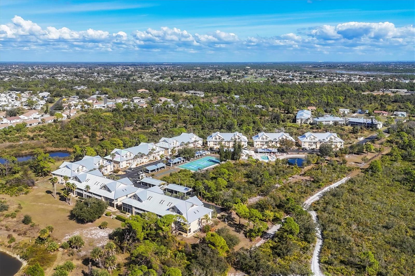 SANCTUARY AT GOLDEN TEE PH 04 BLDG 07 - Residential