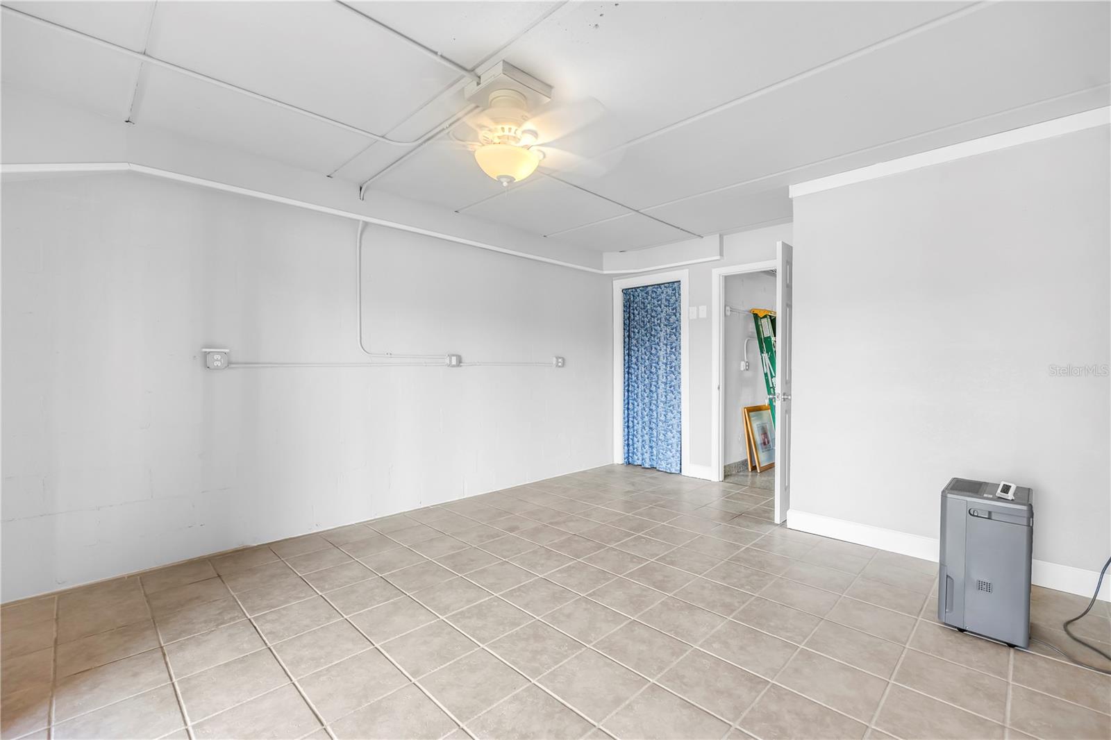 VILLAGE OF PARADISE ISLAND - Residential