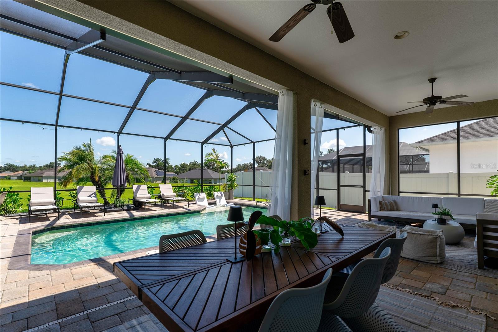 3249 PEARLY DRIVE