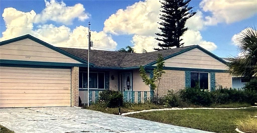 Photo of 1202 Desert Hills Drive, Sun City Center, FL 33573 (MLS # TB8500822)