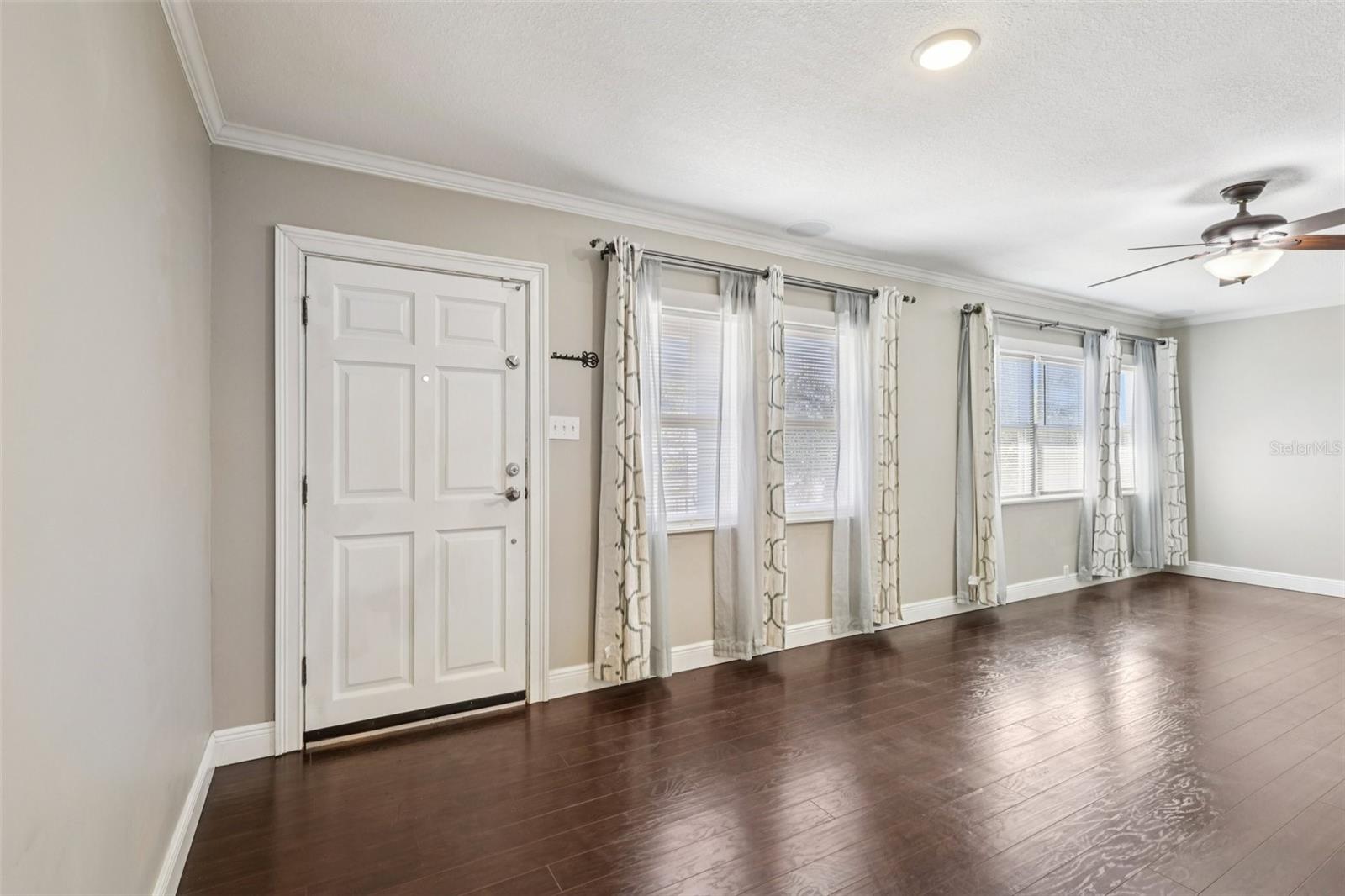 RIVERSHORES - Residential