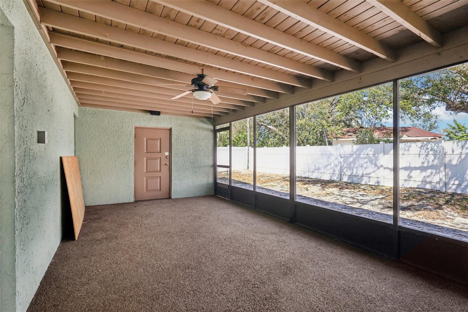 RIVERSHORES - Residential