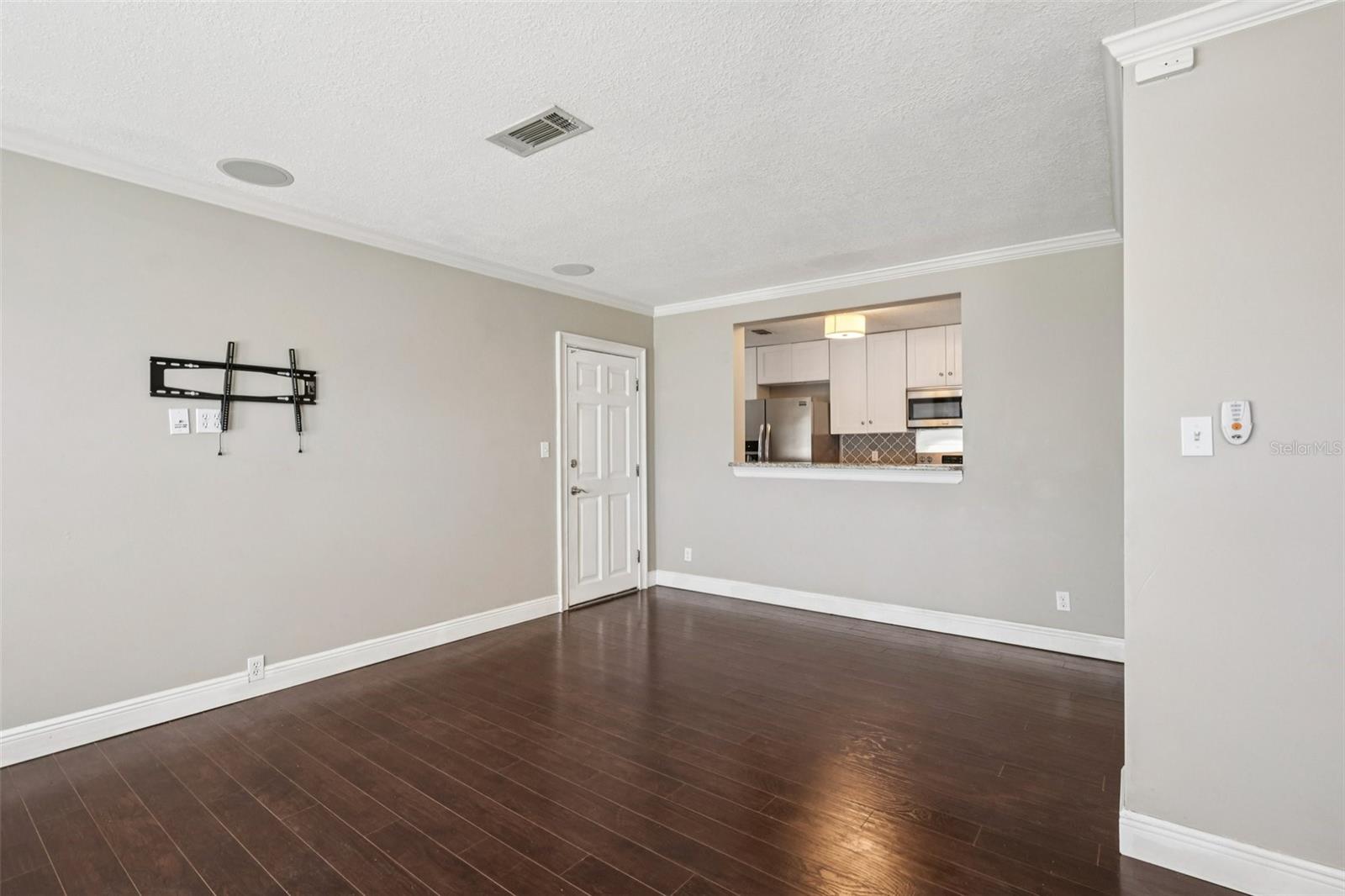 RIVERSHORES - Residential