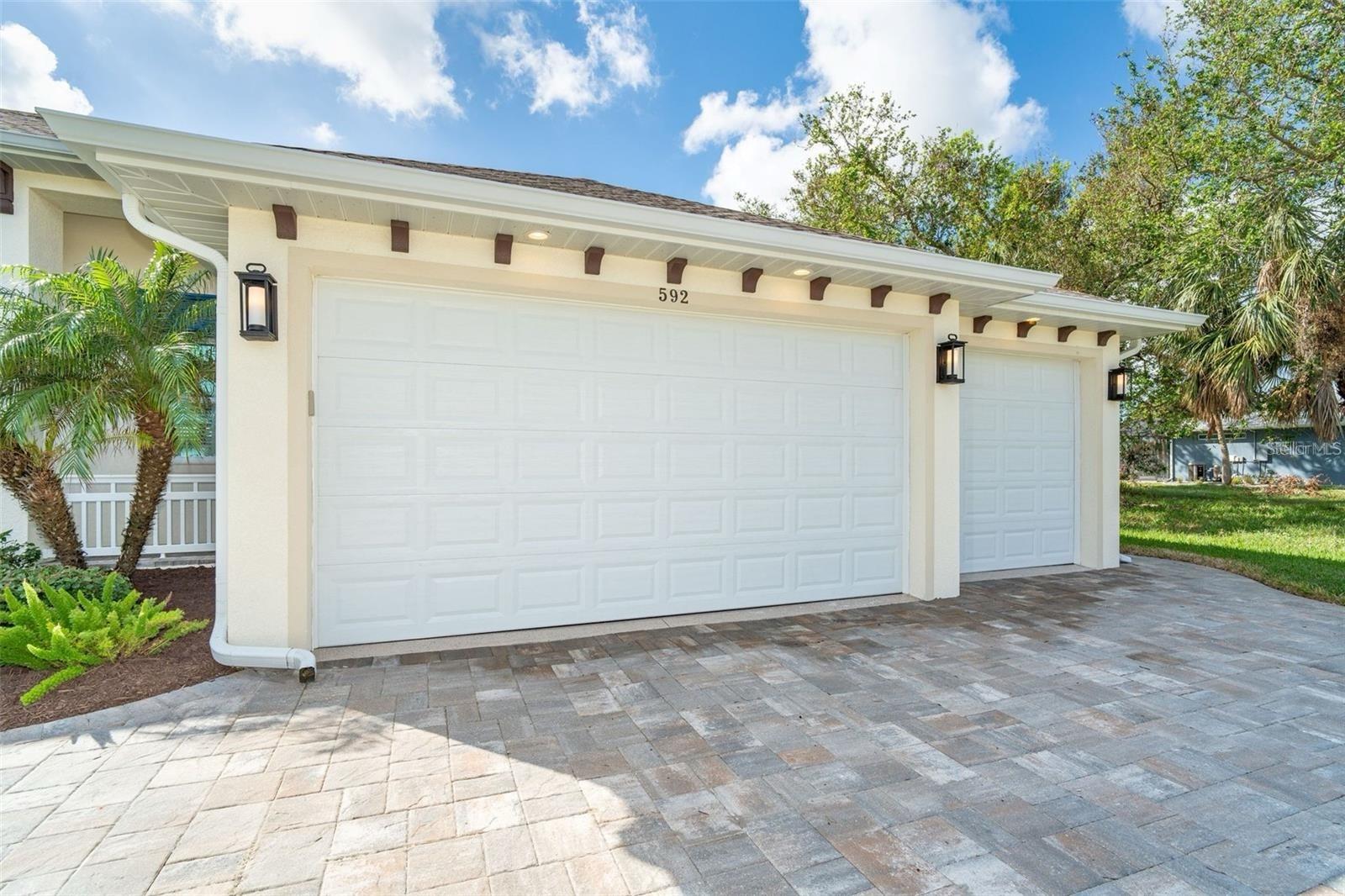 ROTONDA WEST BROADMOOR - Residential