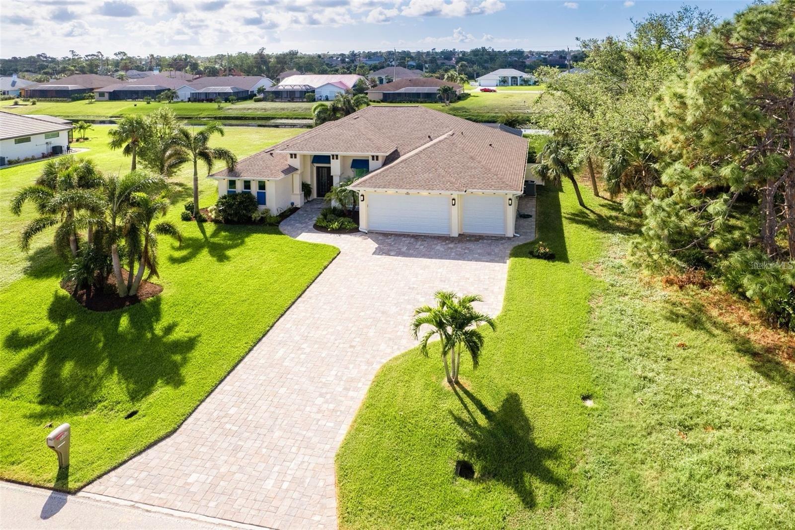 ROTONDA WEST BROADMOOR - Residential