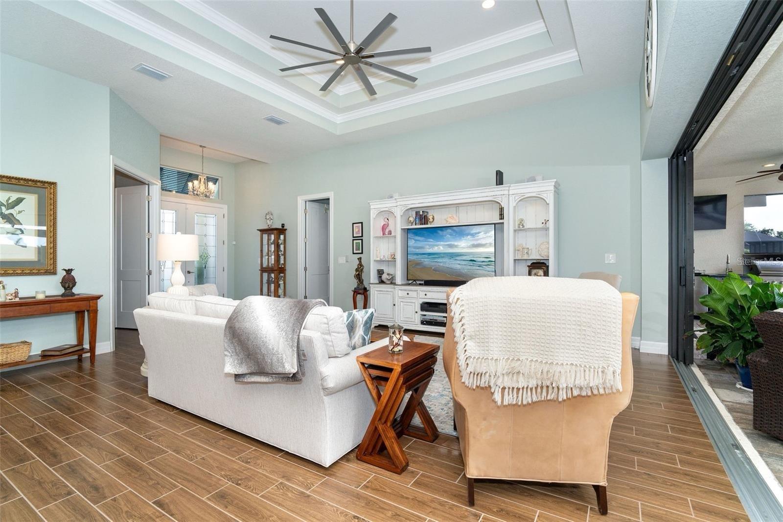 ROTONDA WEST BROADMOOR - Residential