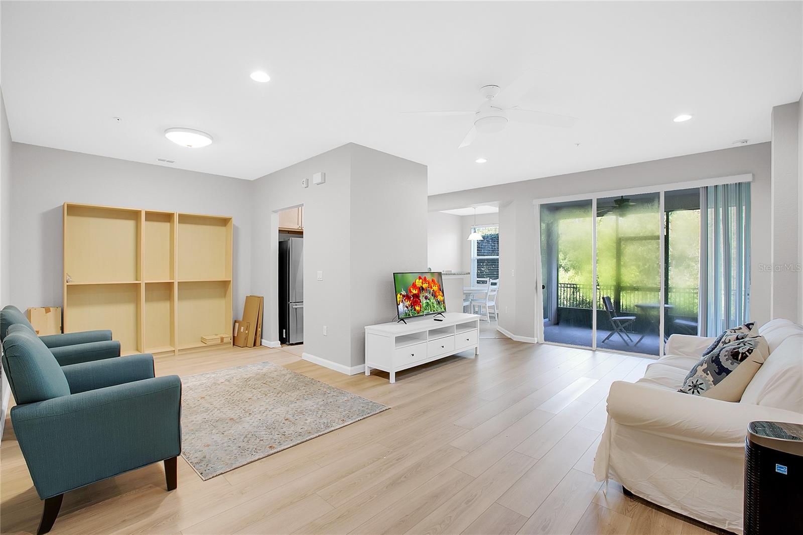 1208 BELLA CARA COURT