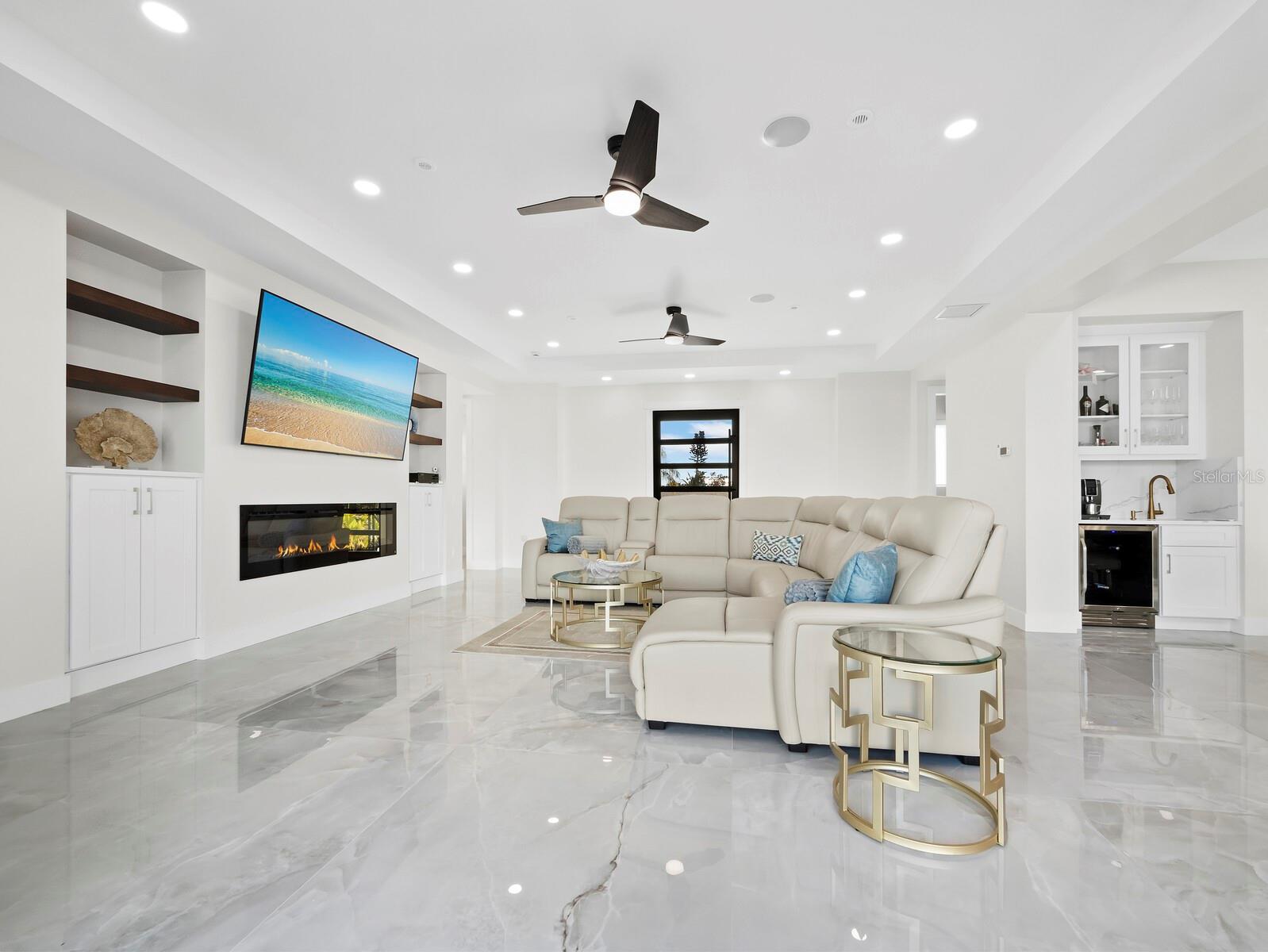 MARY REGINA REESE - Residential