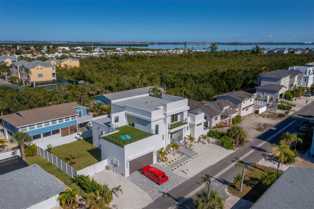 Photo of 635 Jungle Queen Way, Longboat Key, FL 34228 (MLS # A4679064)