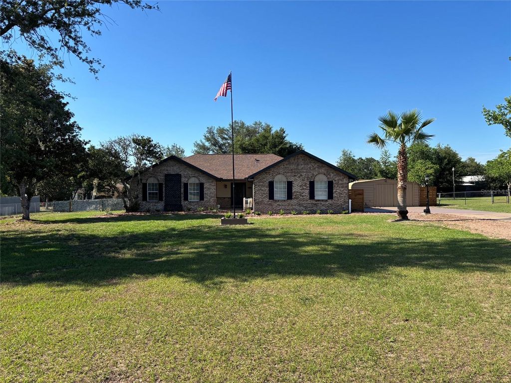 Photo of 9801 SE Sunset Harbor Road, Summerfield, FL 34491 (MLS # O6408502)