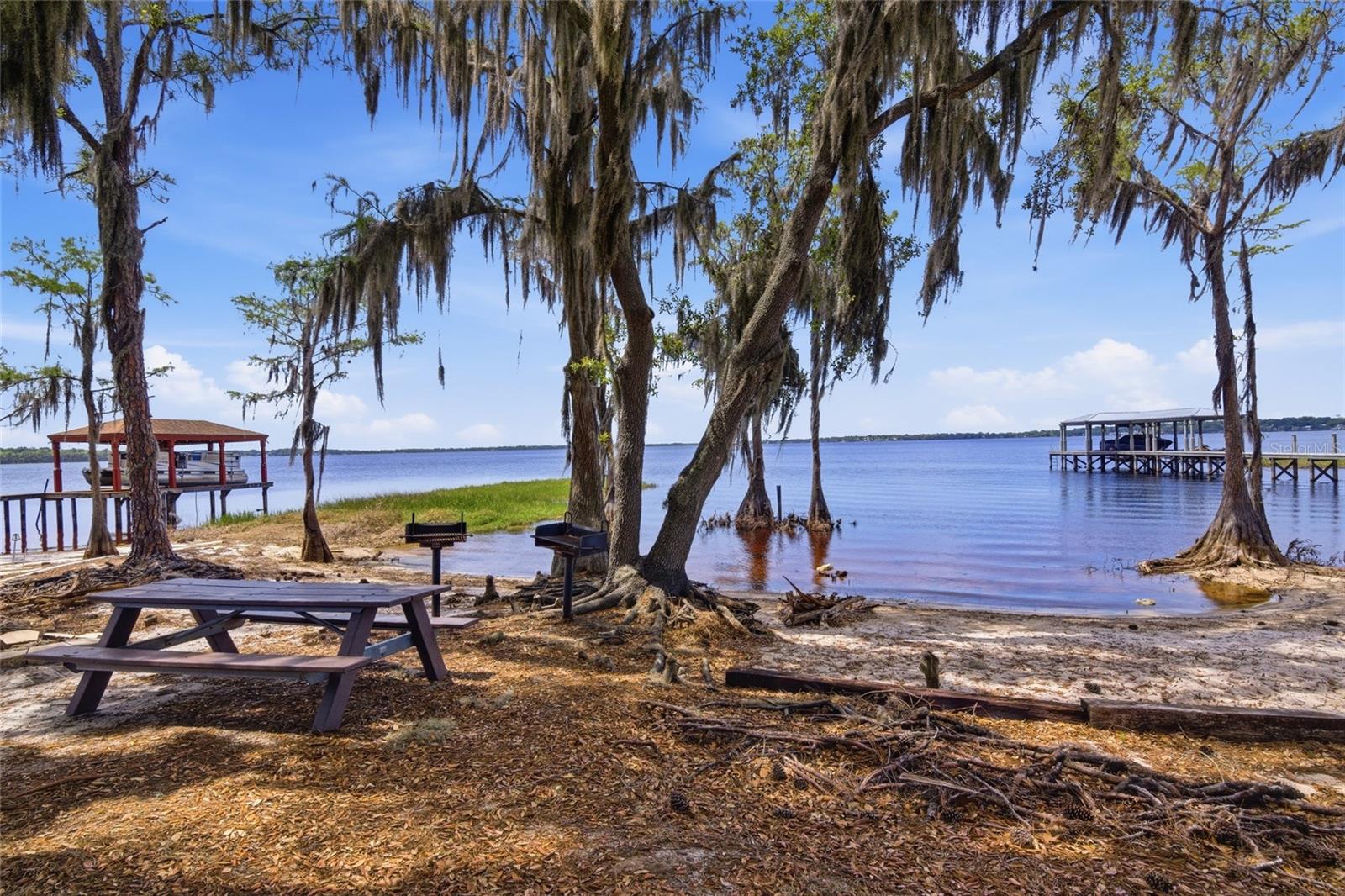 LAKE VALLEY SUB - Residential