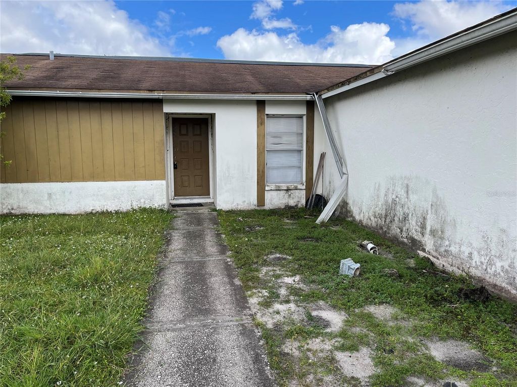 Photo of 1021 Old Field Drive, Brandon, FL 33511 (MLS # TB8436075)