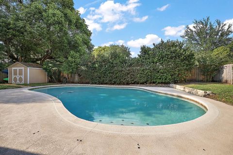 A home in MOUNT DORA
