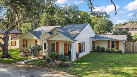 A home in MOUNT DORA