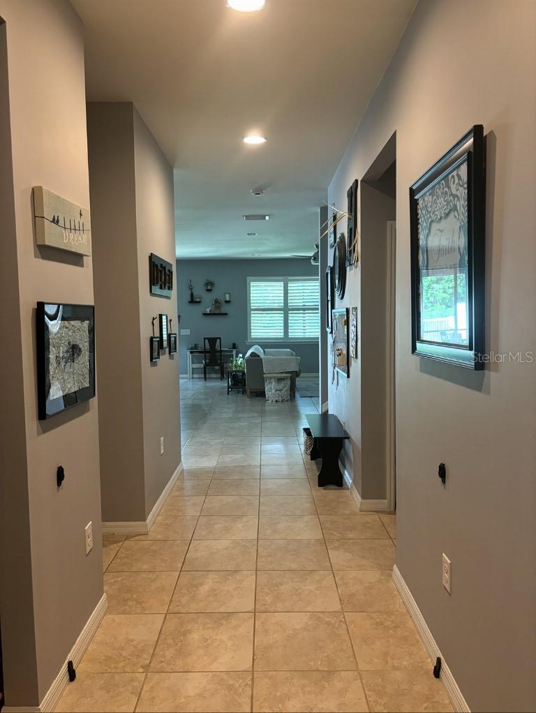 2409 CARNATION COURT