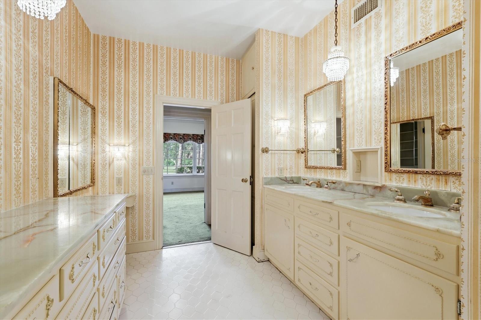 PALMA SOLA HEIGHTS - Residential