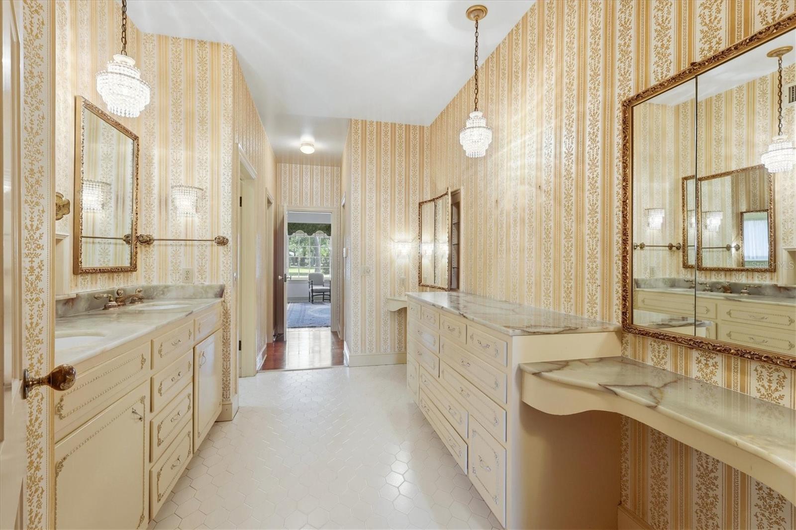 PALMA SOLA HEIGHTS - Residential