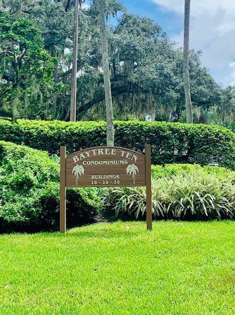 A home in WINTER SPRINGS