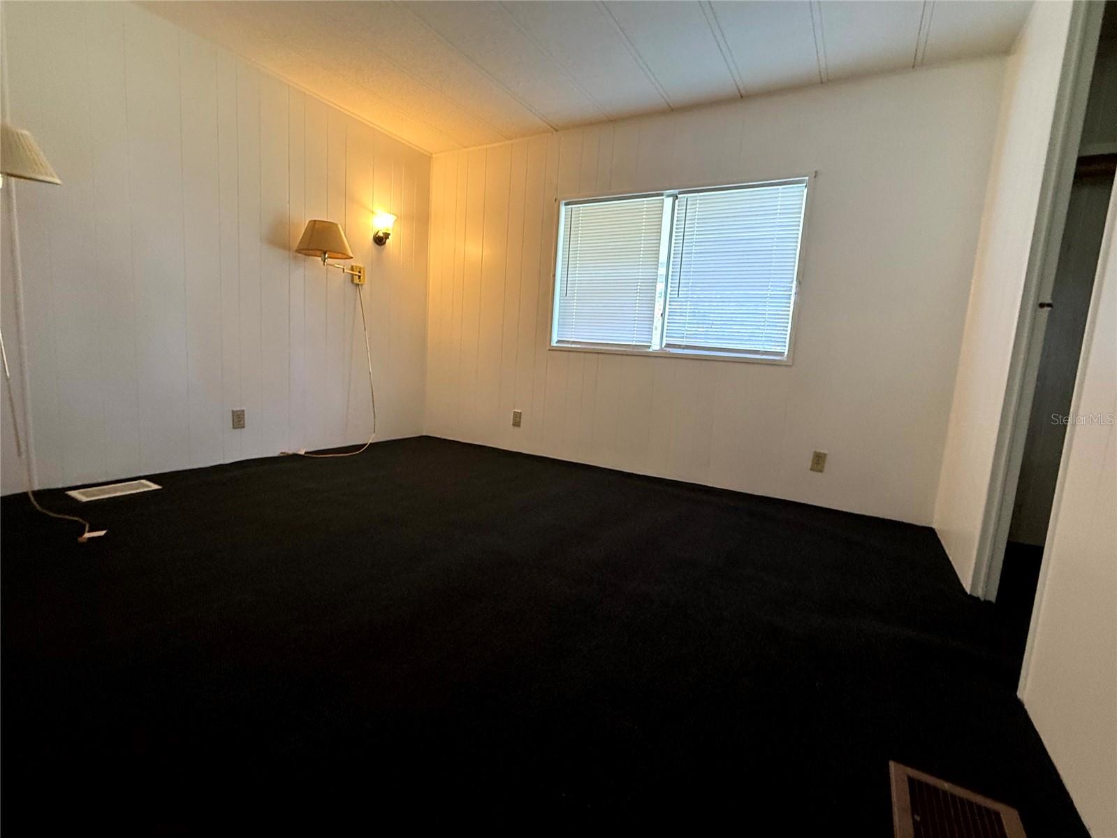 OAK PARK VILLAGE - Residential Lease