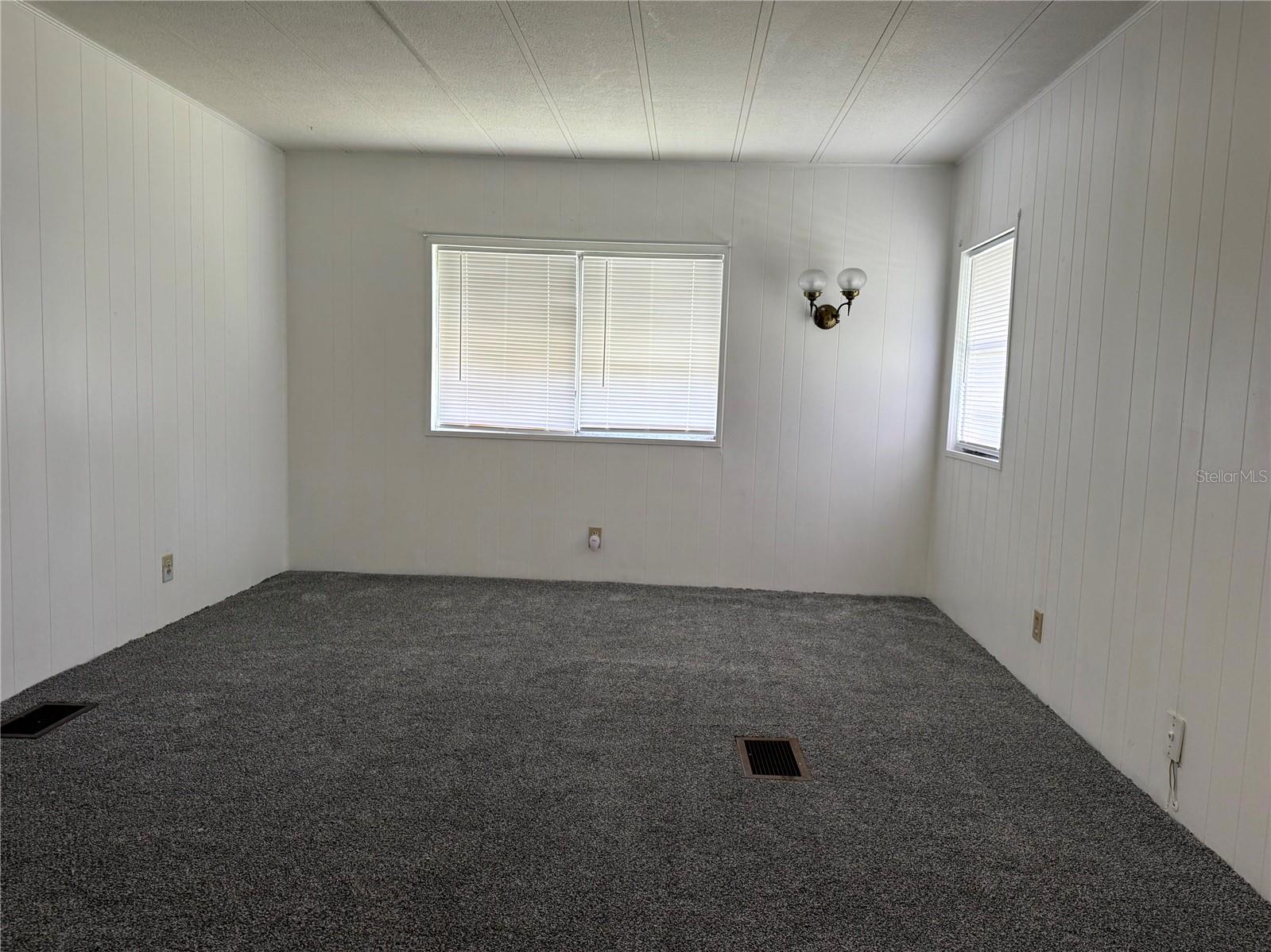 OAK PARK VILLAGE - Residential Lease