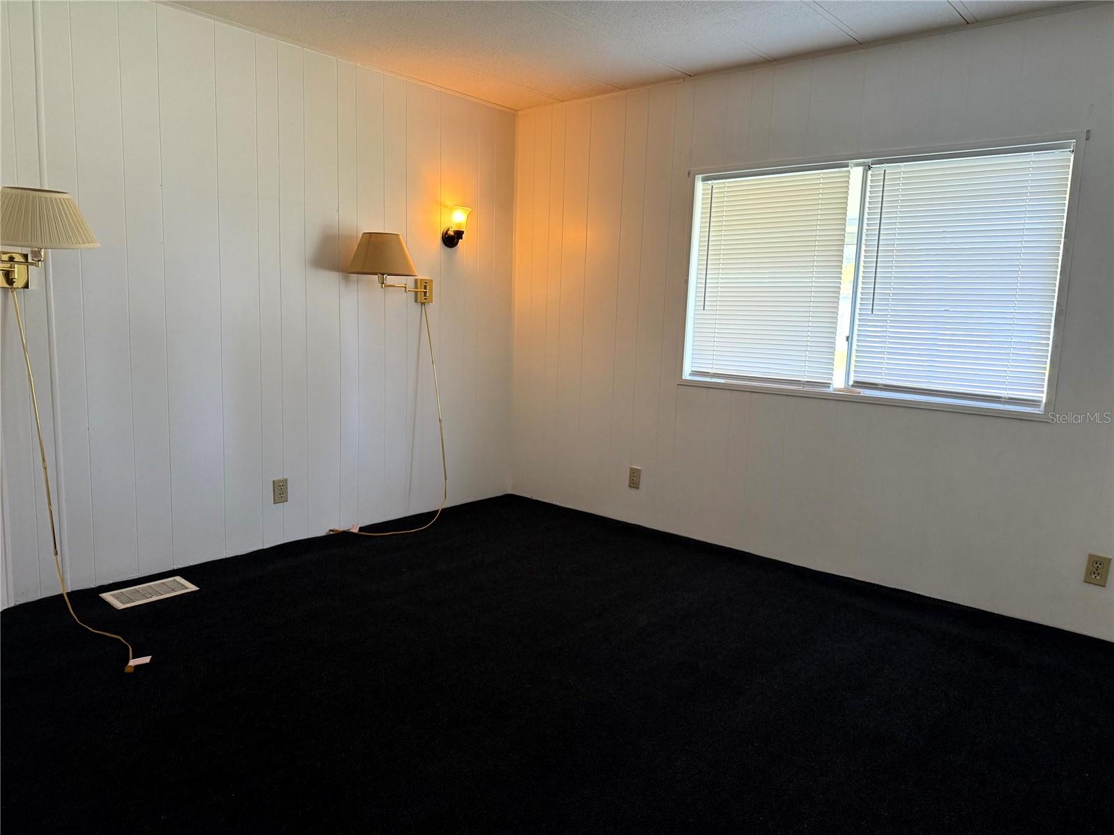 OAK PARK VILLAGE - Residential Lease