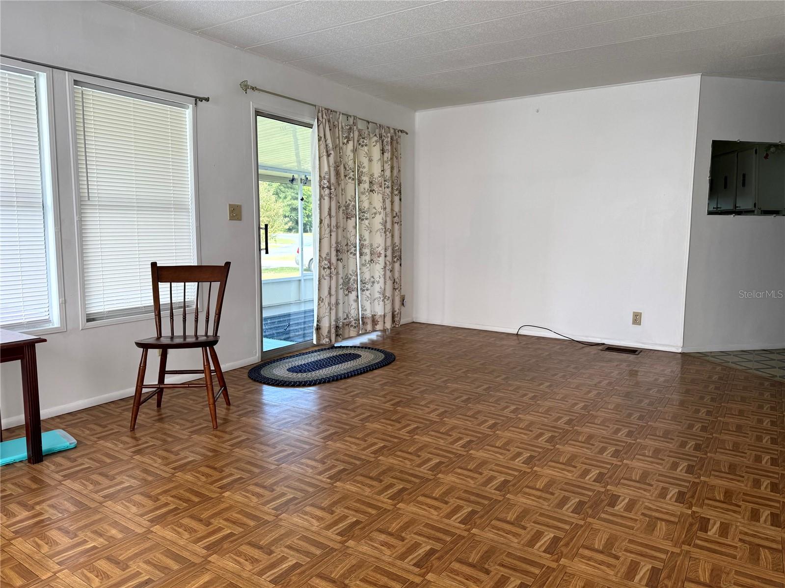 OAK PARK VILLAGE - Residential Lease