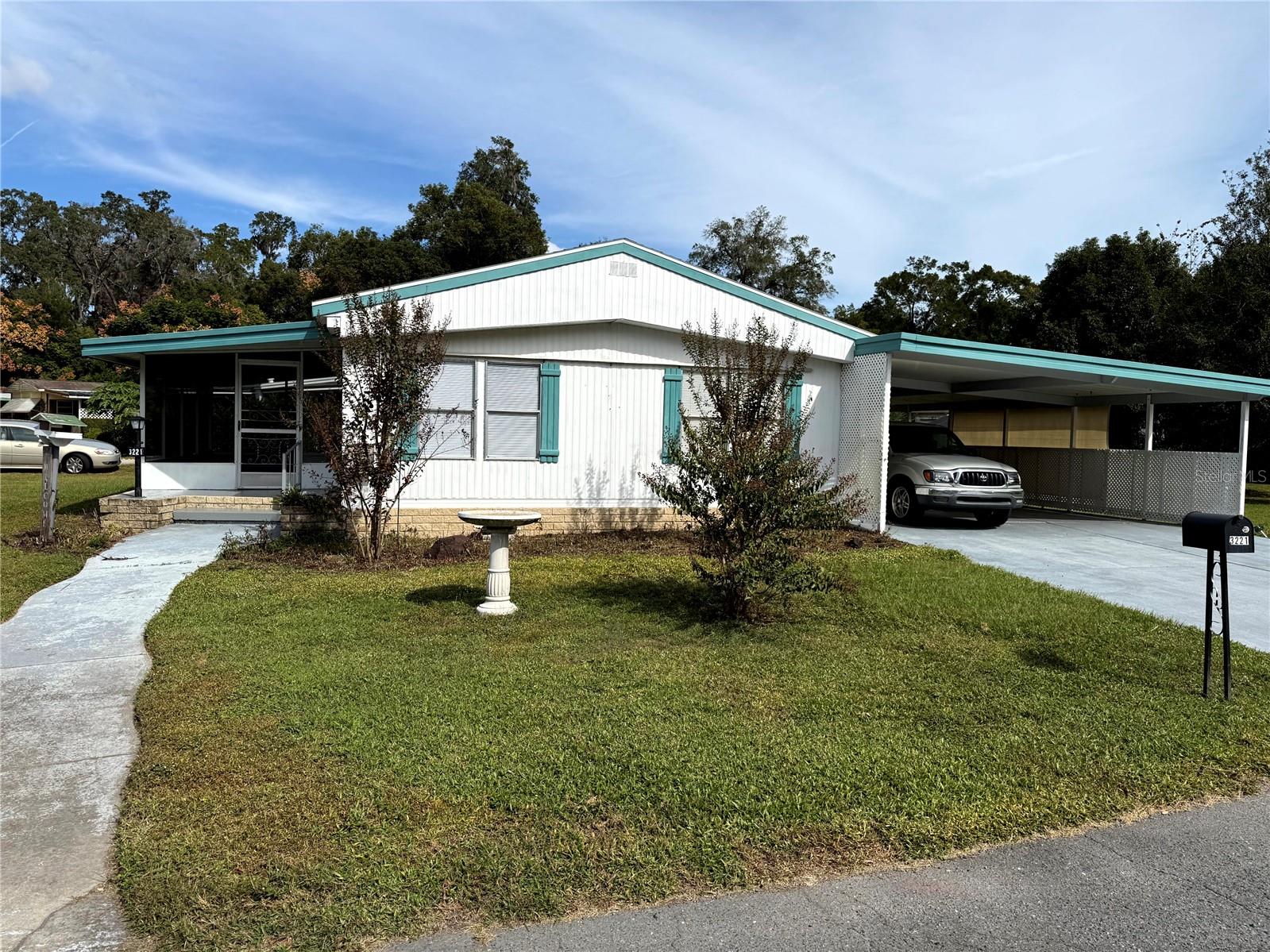 OAK PARK VILLAGE - Residential Lease