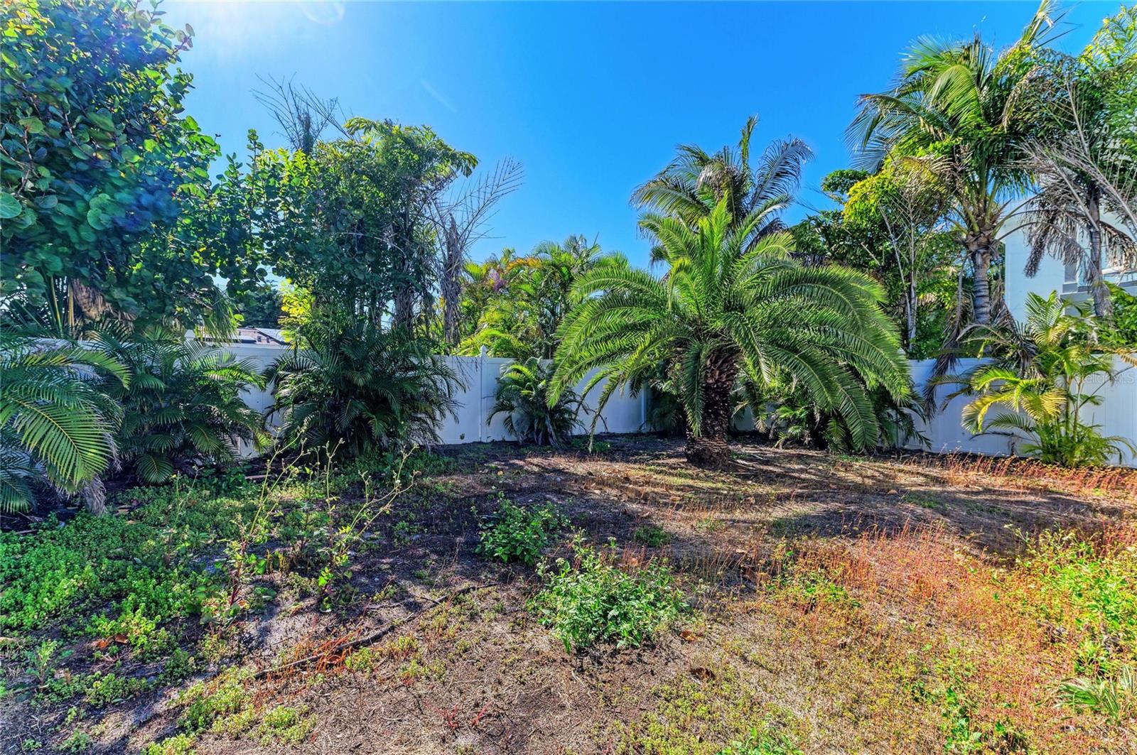 SHORE ACRES RESUBDIVIDED - Residential