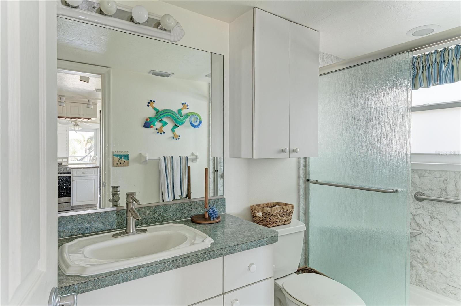 SHORE ACRES RESUBDIVIDED - Residential