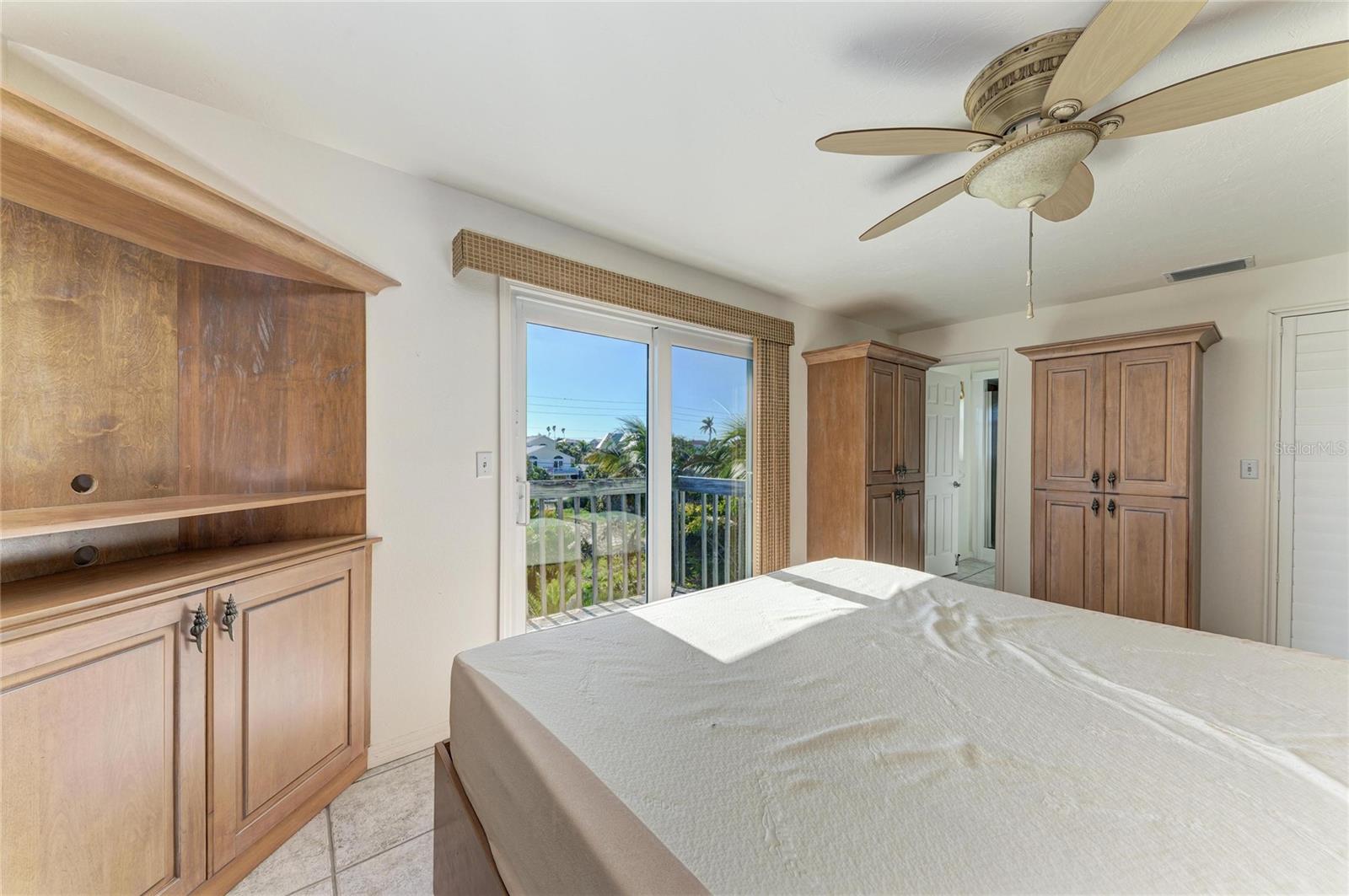 SHORE ACRES RESUBDIVIDED - Residential