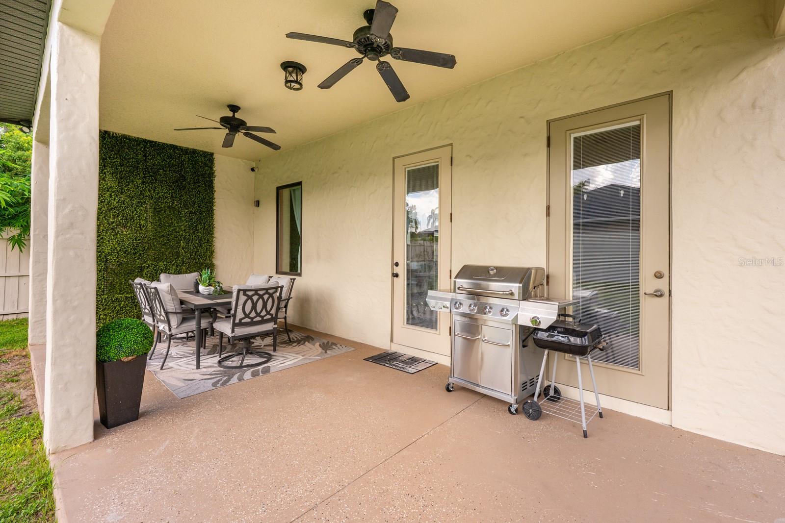 DUBSDREAD HEIGHTS - Residential