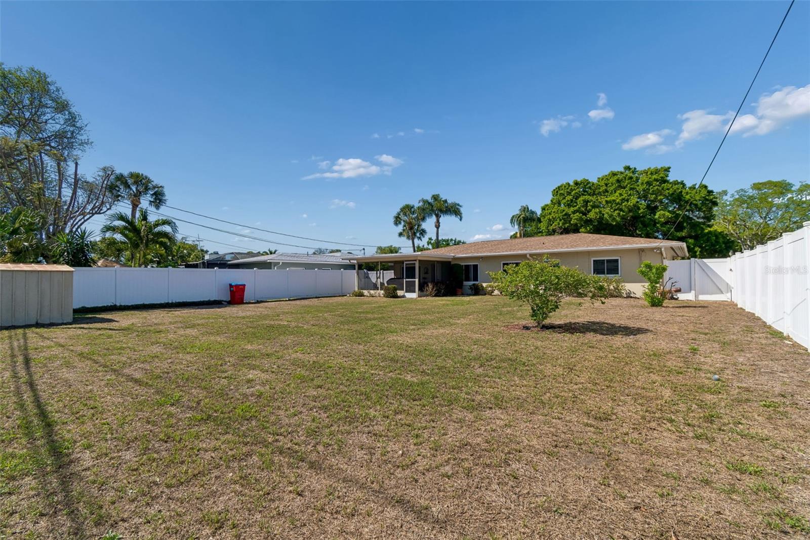 HIGHLAND OAK - Residential