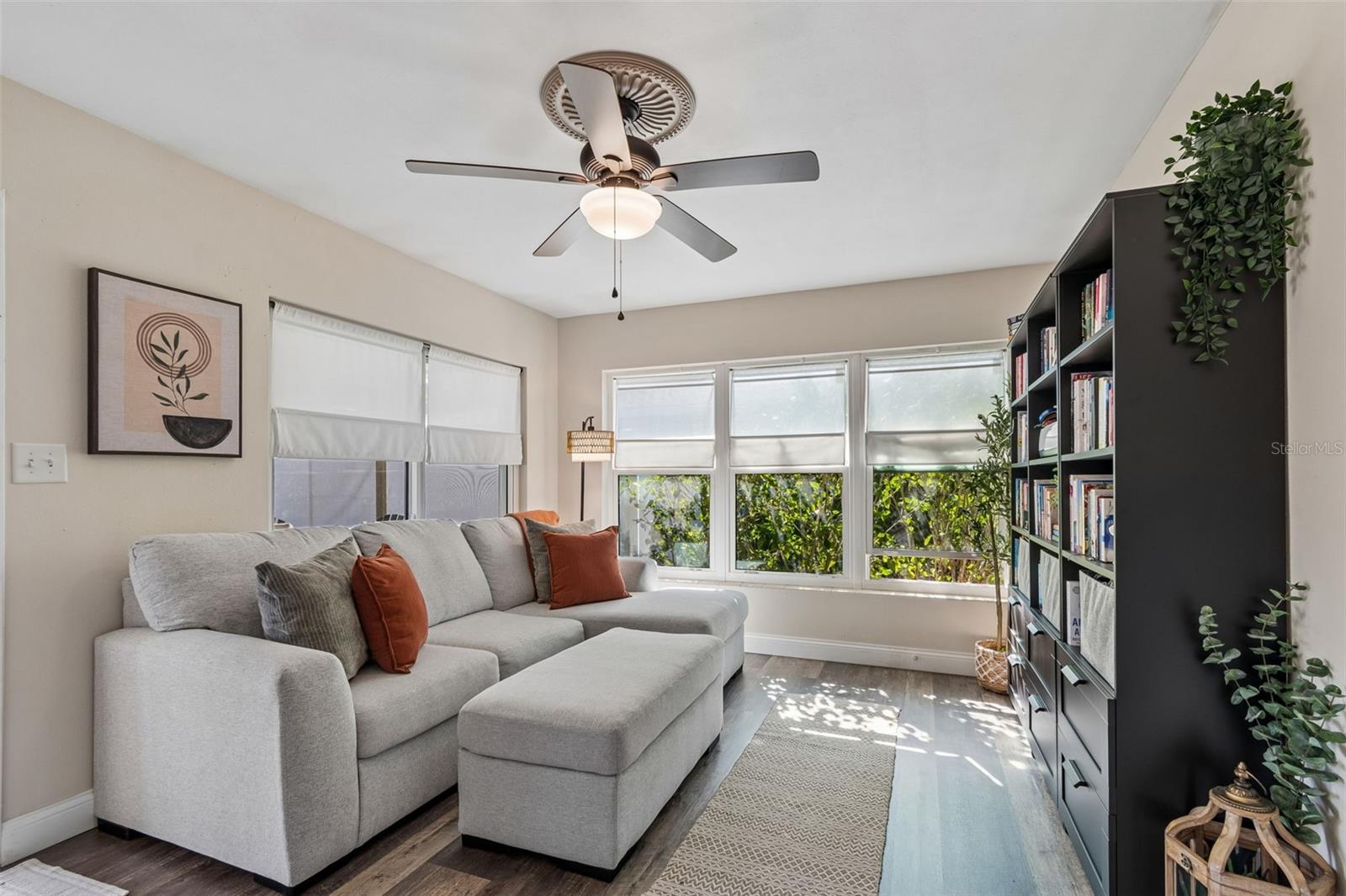 HIGHLAND OAK - Residential