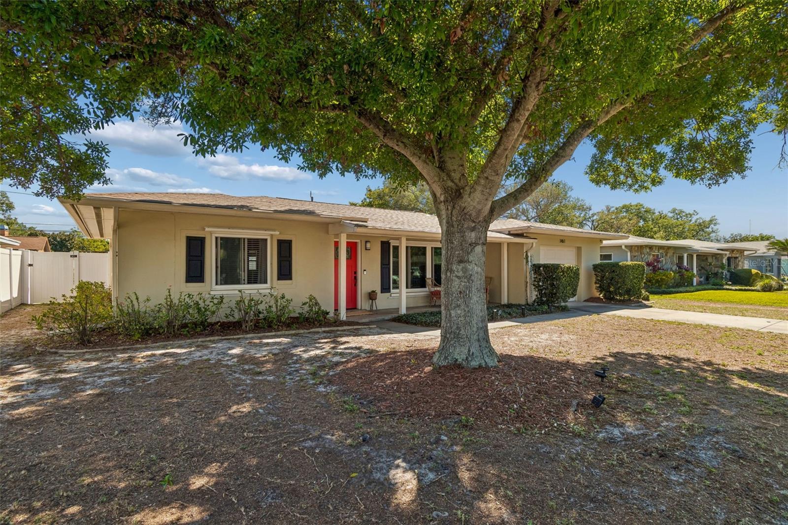 HIGHLAND OAK - Residential