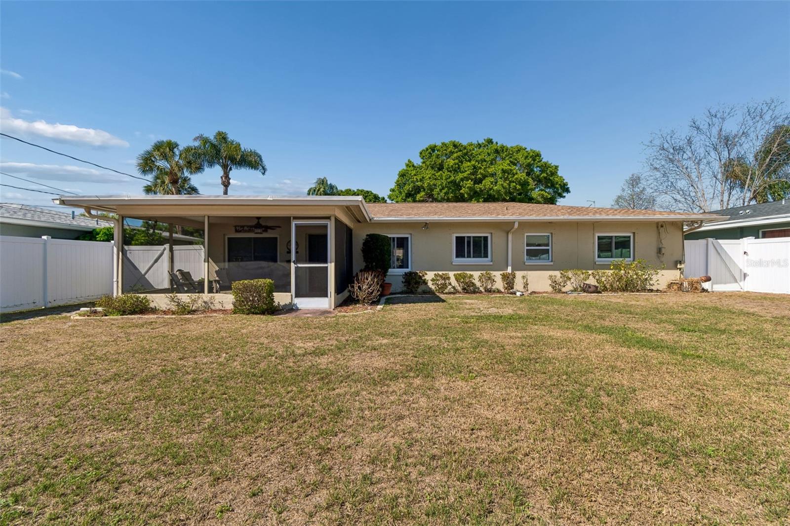 HIGHLAND OAK - Residential