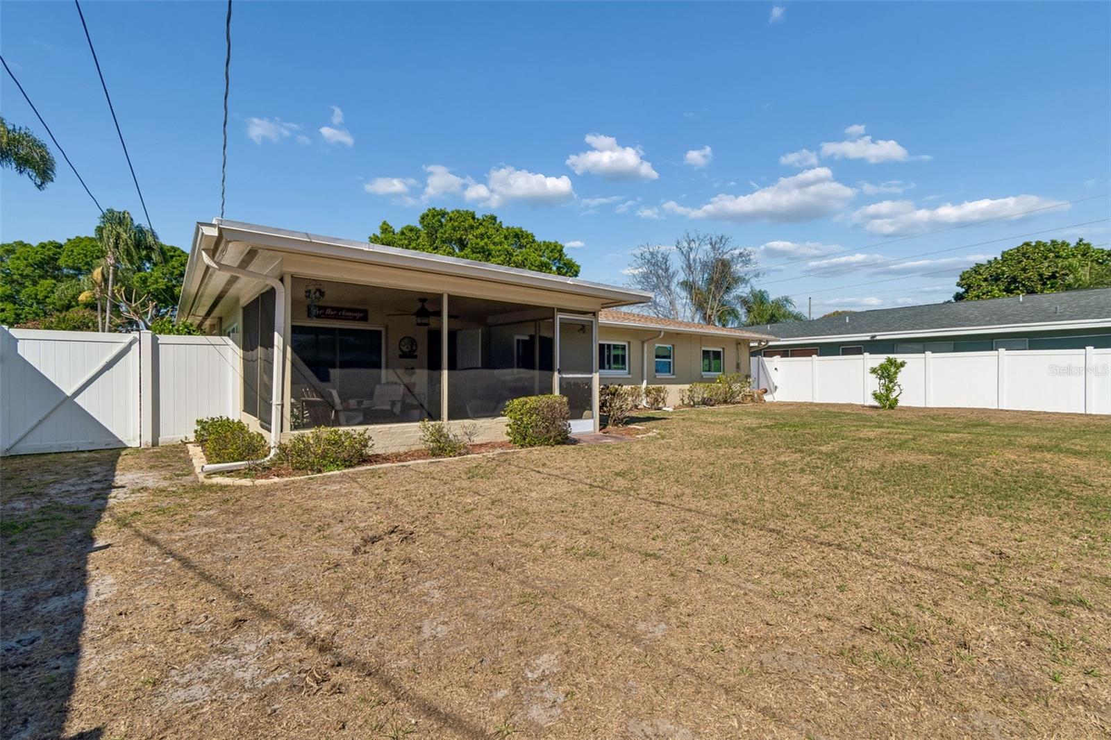 HIGHLAND OAK - Residential