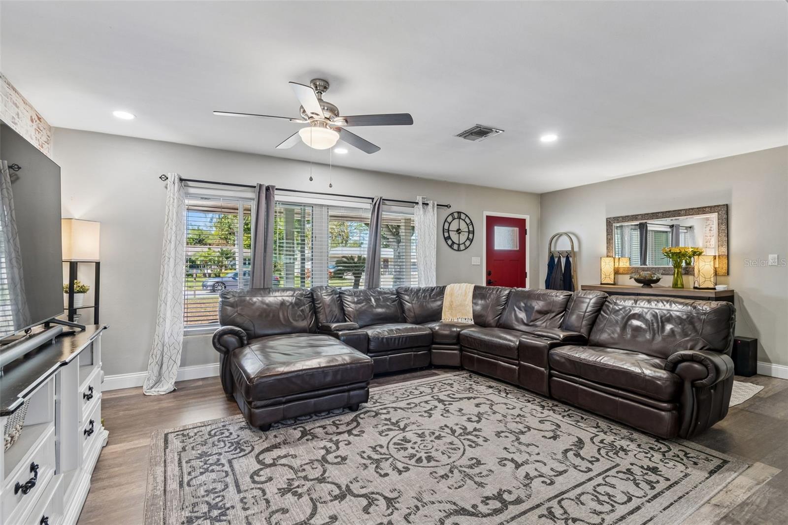 HIGHLAND OAK - Residential