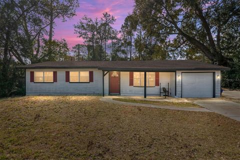 Photo of 1505 NE 19th Lane, Gainesville, FL 32609 (MLS # OM718043)