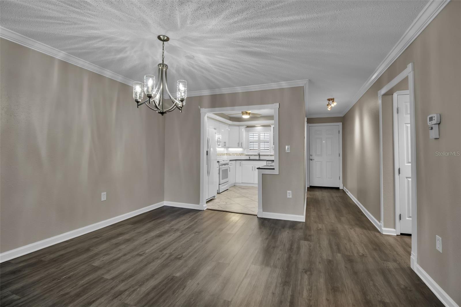 BAYSHORE ON THE LAKE APTS III SEC2 - Residential